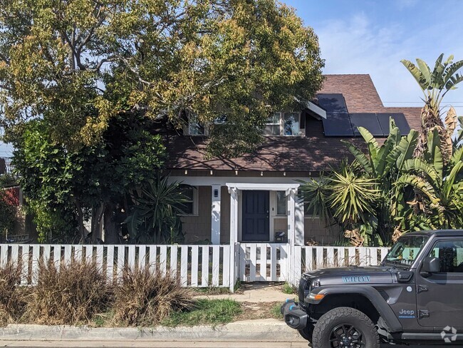 Building Photo - 4547 W 16th Pl Rental