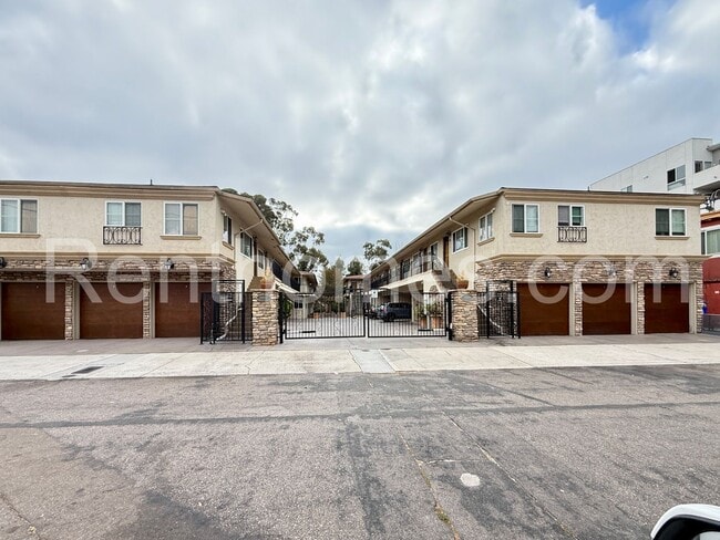 Building Photo - 4045 8th Ave Unit 204 Rental