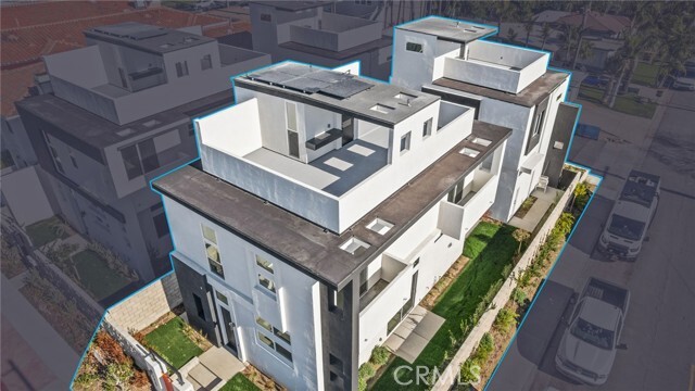 Building Photo - 3215 S El Camino Real