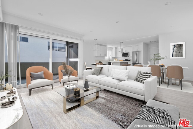 Building Photo - 848 18th St Unit 3