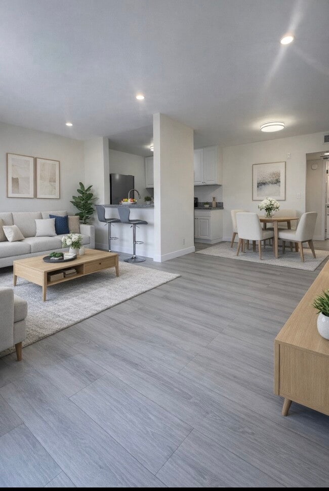 Virtually Staged - 142 S Normandie Ave