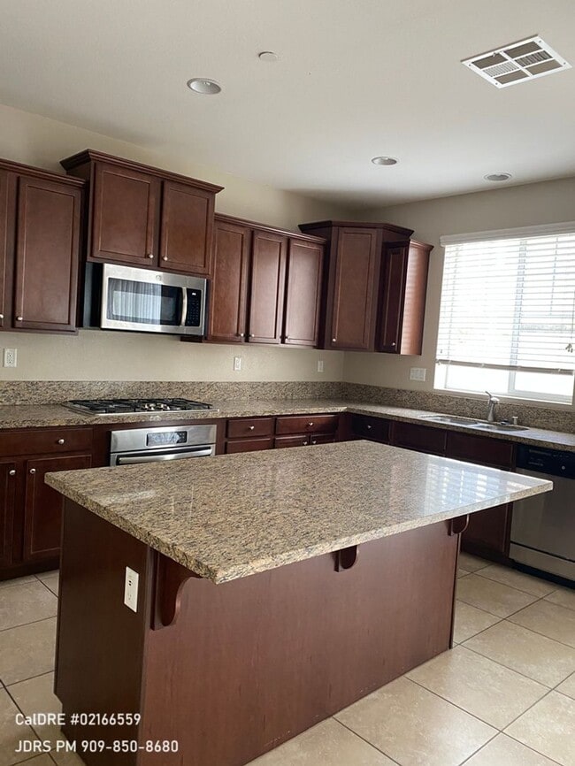 Photo - Eastvale 4 bedroom Partially Furnished Home