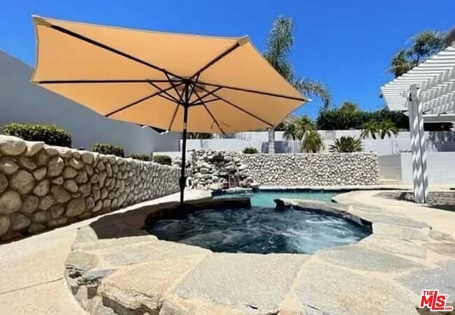 Photo - 2982 Briarwood Dr