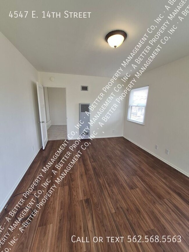Photo - 4547 E 14th St