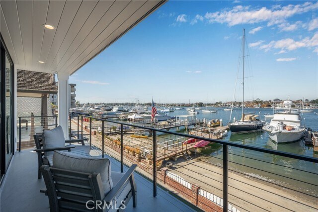 Photo - 413 Edgewater Pl