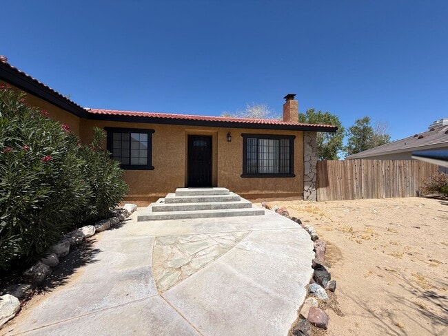 Photo - Beautiful 3 Bedroom House Located on Calico Lake