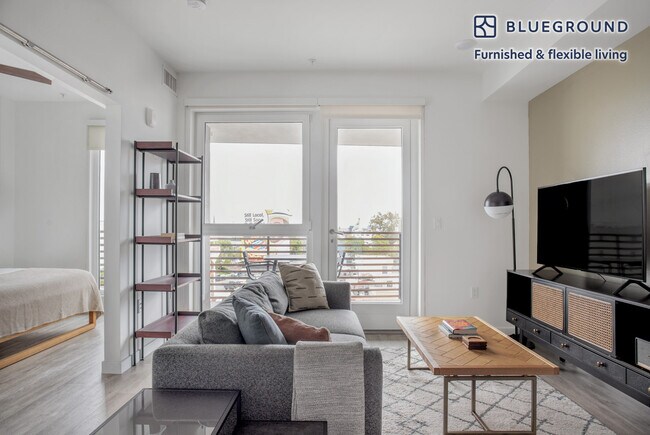 Photo - 12035 Wilshire Blvd Unit FL4-ID1060