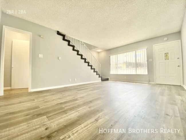 Photo - 11502 Eucalyptus Ave Unit B