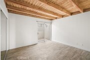 Photo - 326 Thalia St Apartment