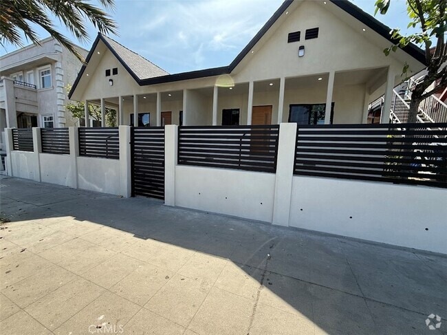 Building Photo - 1167 N Virgil Ave Unit 1167 Rental