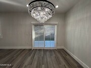 Photo - 3838 Balmont St