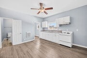 Photo - 2212 Myrtle Ave Unit 10
