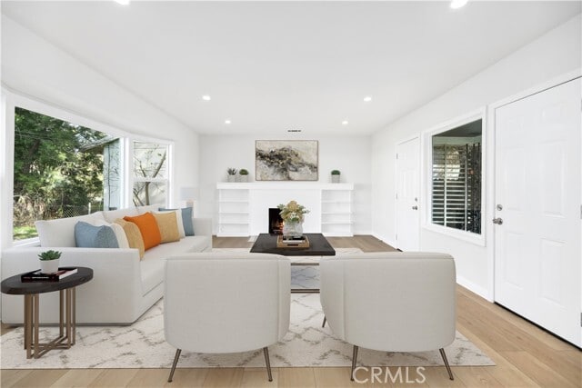 Photo - 634 W Mendocino St