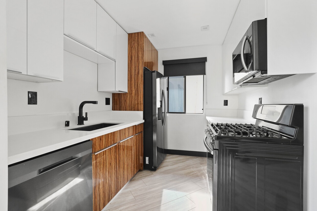 Floor Plan -  2BD x 1BA