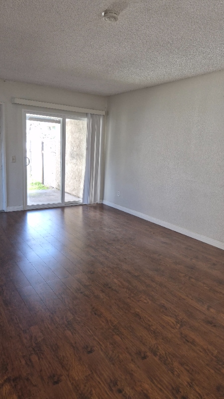 Photo - 1856 E 5th St Unit B