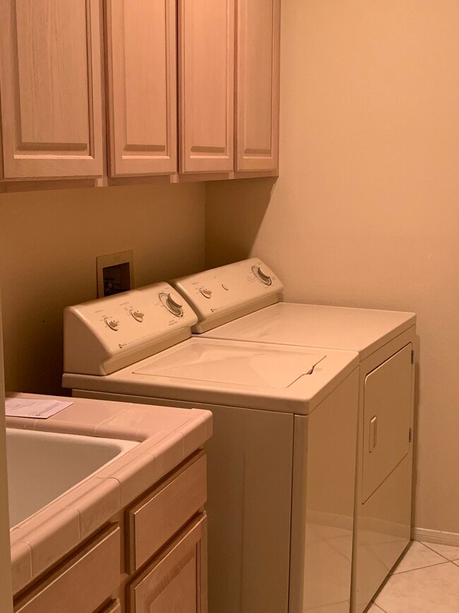 Photo - 2481 Verna Ct