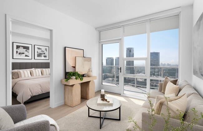 Photo - Olympic + Hill