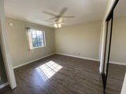 Photo - 300 E Tujunga Ave