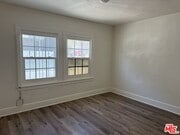 Photo - 901 S Berendo St