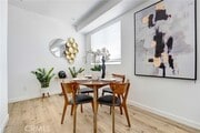 Photo - 11952 Vanowen St