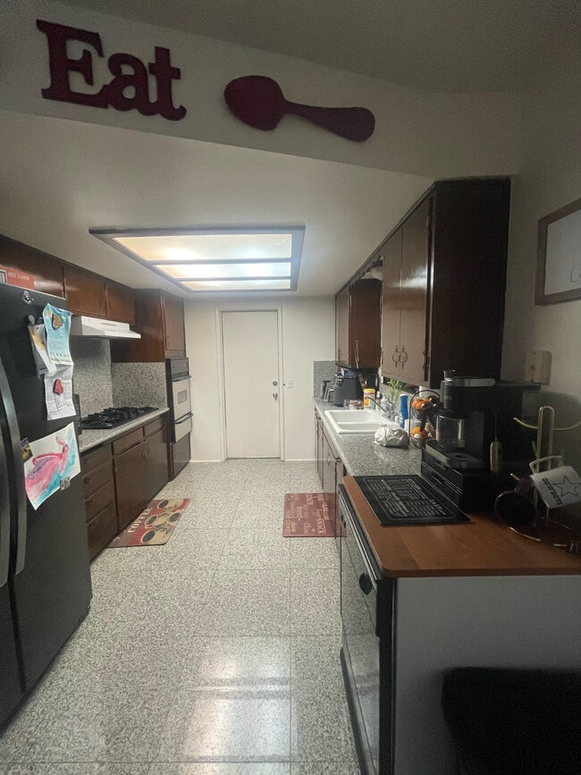 Photo - 35627 Penrose Ln