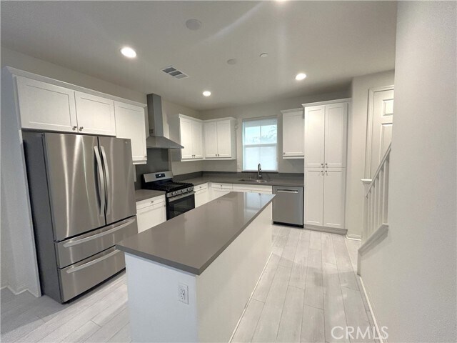 Photo - 16134 Paddock Ave