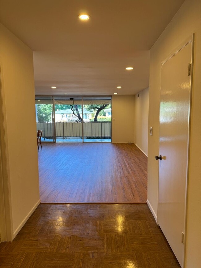 Photo - Large 2 bed 2 bath