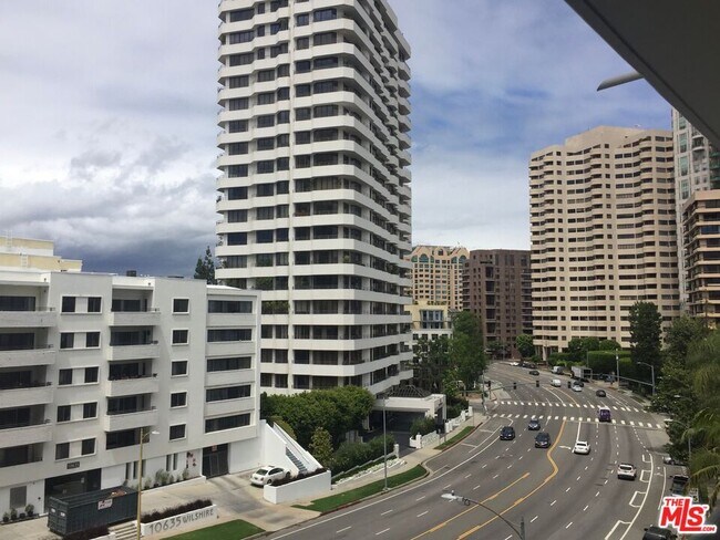 Photo - 10660 Wilshire Blvd Condo Unit 705