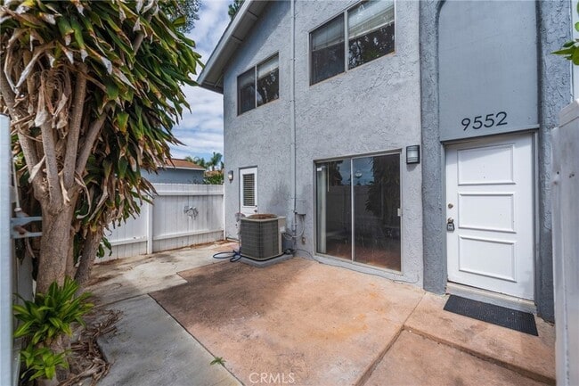 Building Photo - 9552 Bickley Dr Unit 7