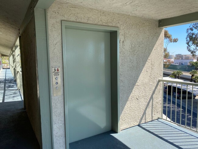 Photo - Beautiful Condo on the Beach - Surfside II...