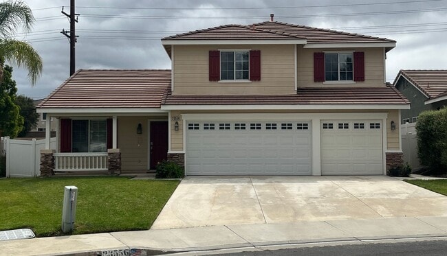 Building Photo - Murrieta 4 Bedroom