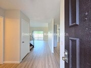 Photo - 1219 E Jay St