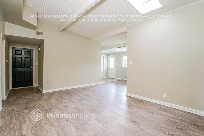 Photo - 10831 Balboa Blvd