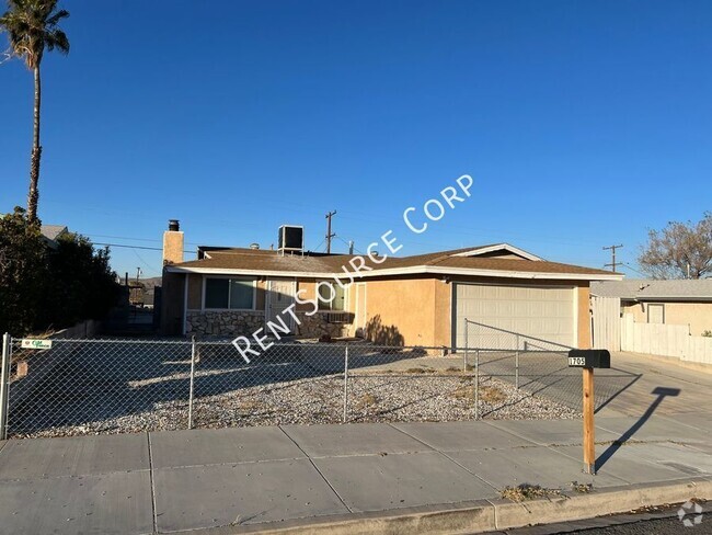 Building Photo - 1705 Church St Rental