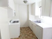 Photo - 14942 Burbank Blvd Apartment