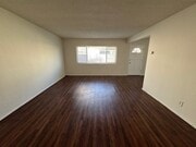 Photo - 2008 Graham Ave