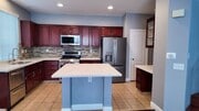 Photo - Beautiful 4-Bedrooms Home - Across from La...