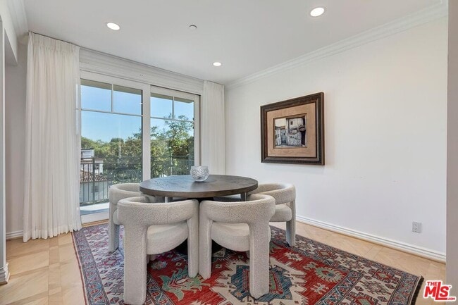 Photo - 430 N Oakhurst Dr Unit 202