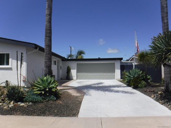 Photo - 4970 Mt Almagosa Dr House