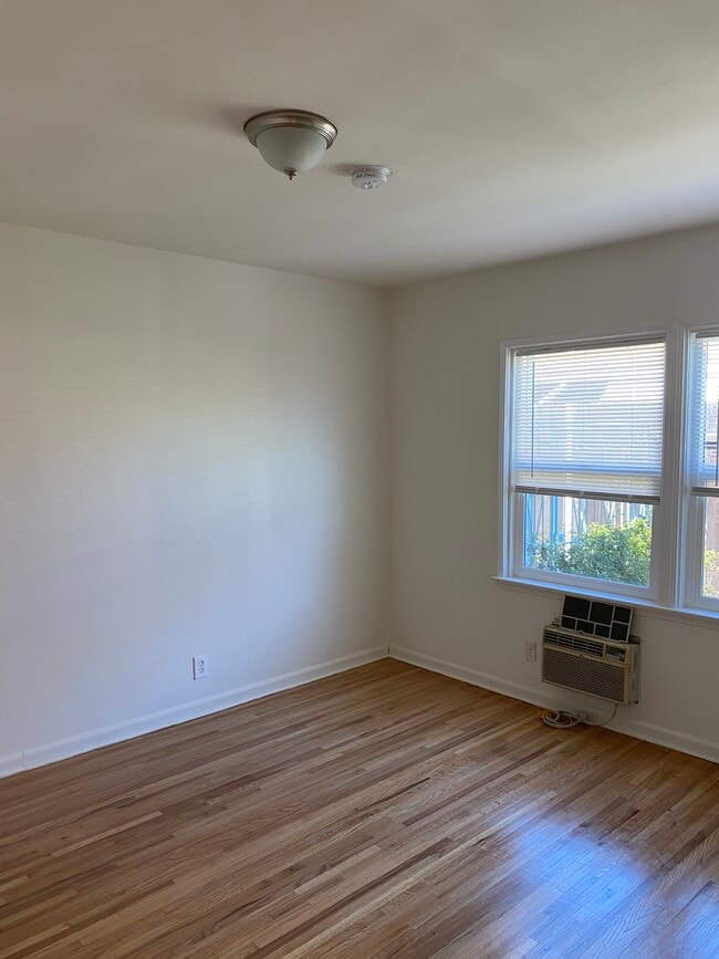 Photo - 8062 Sepulveda Blvd