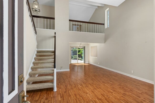 Photo - Spacious Home w/ Loft in Village Park!