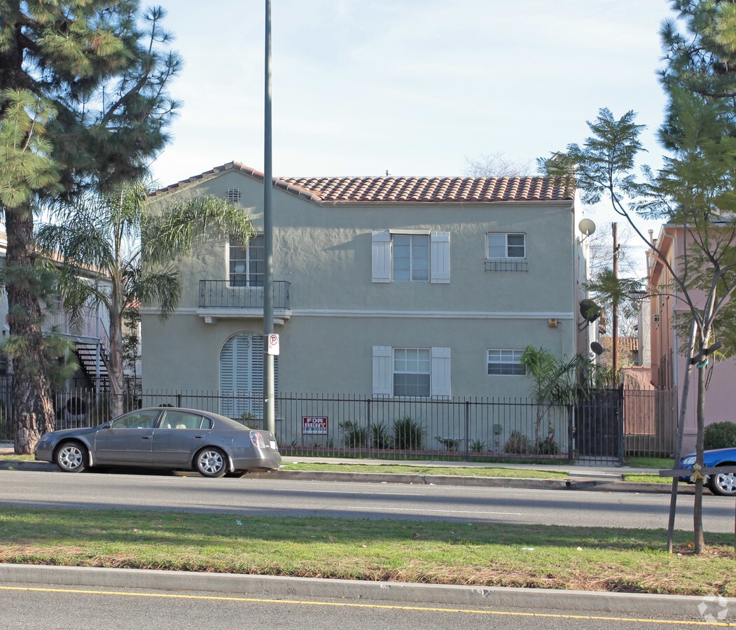 Photo - 4264 Leimert Blvd