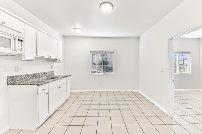 Building Photo - 908 Martin Luther King Jr Ave