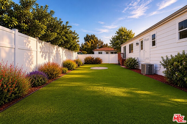 Photo - 6033 Fallbrook Ave