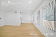 Photo - 10934 Moorpark St Townhome