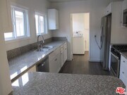 Photo - 1047 S Wooster St House