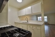 Photo - 14142 Victory Blvd Apartment Unit 114