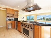 Photo - 241 Pso De Granada