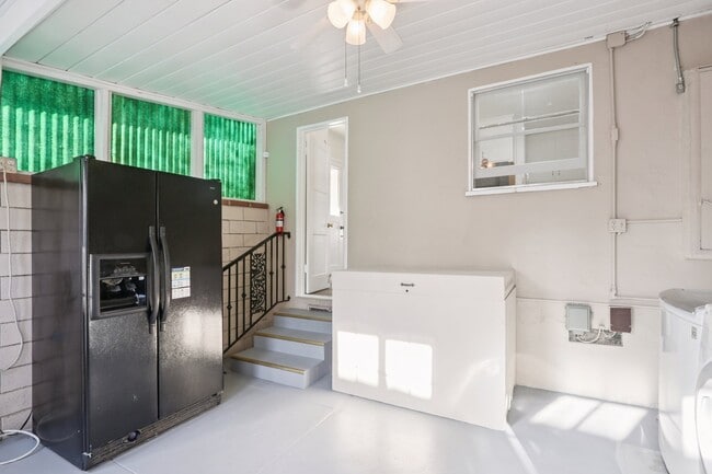 Photo - 8426 Alverstone Ave