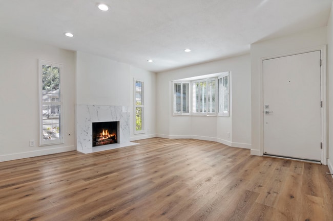 Photo - 4723 Norwich Ave